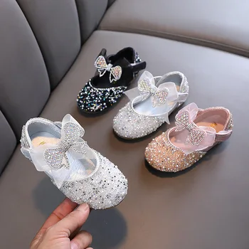 Meninas Princesa Sapatos de Strass Bowknot Único de Moda Bebê de Crianças Sapatos de Casamento Bonito Novos Crianças de Lantejoulas Sapatos de Couro
